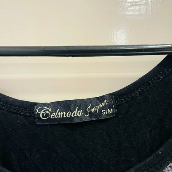 Black very beautiful top - Picture 5 of 7